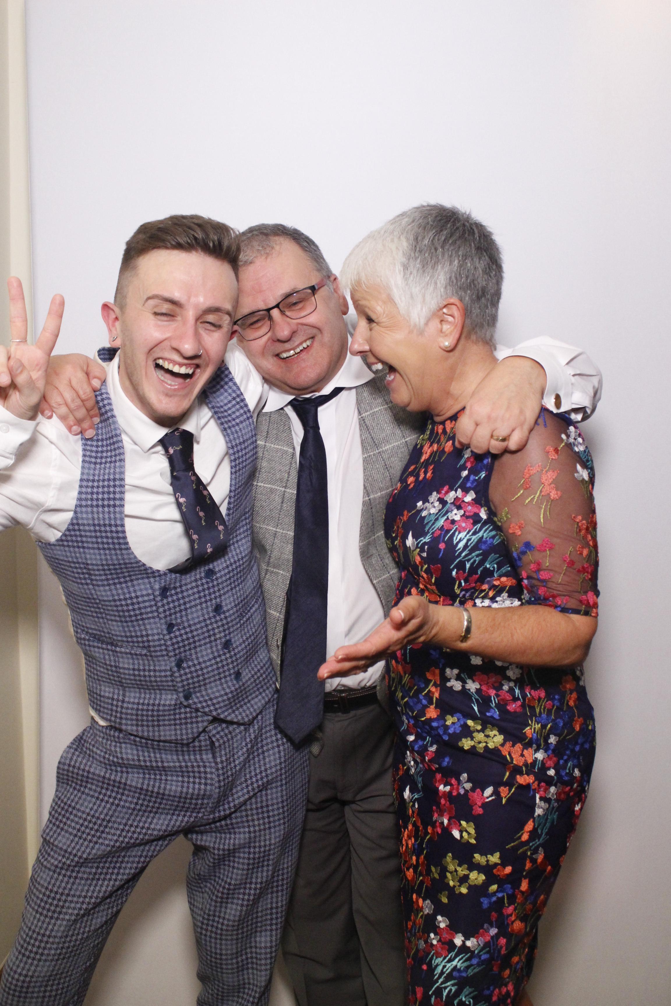 Luke & Emily's Wedding | View more photos from the event at gallery.myphotoboothexperience.co.uk/u/MyPhotoBoothExperienceLtd/Luke-Emilys-Wedding